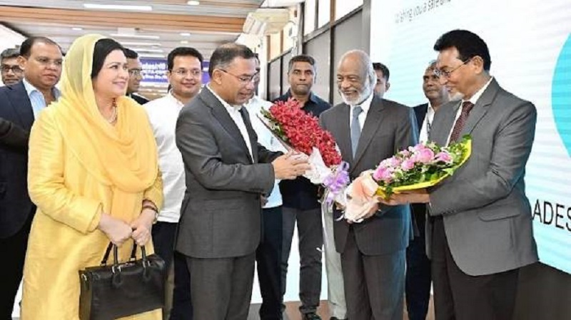 জাতিসংঘ সফর শেষে দেশে ফিরলেন প্রধানমন্ত্রী তারেক রহমান